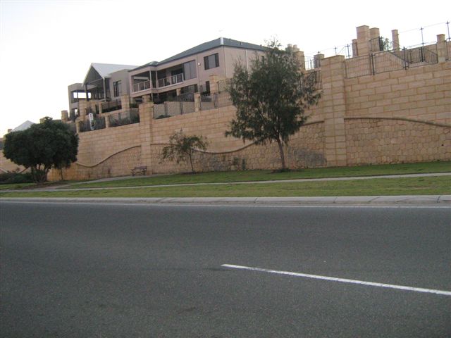 Limestone Walls Perth